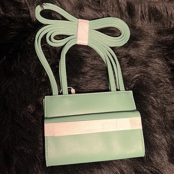 Small sage Telfar - Picture 6 of 7